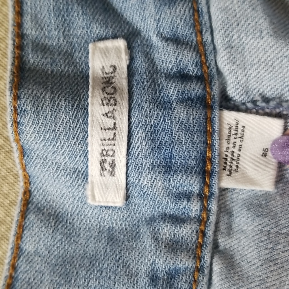 💙 Billabong Bellbottom Jeans 💙 - Picture 5 of 8